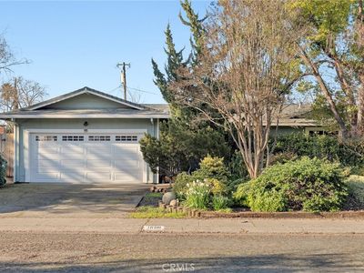 1688 Park View Ln
