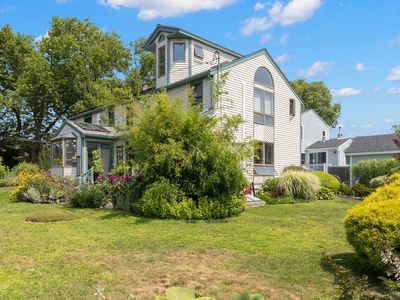 17 Sutton Ave
