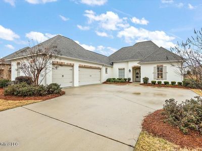 305 Colony Ct