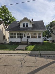 303 12th Ave