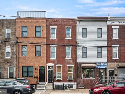 722 Christian St