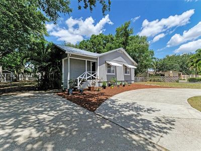 939 N Lockwood Ridge Rd