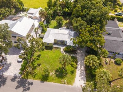2316 GULL LANE