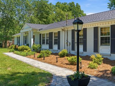 1899 Berrys Chapel Ct