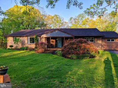 128 Mark Dr