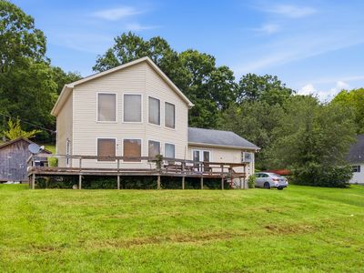 179 Lakeside Dr