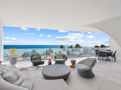 16901 Collins Ave APT 503