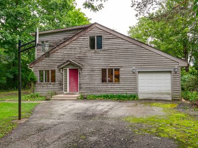 Property at 23493 N Wildwood Ln, Deerfield, IL