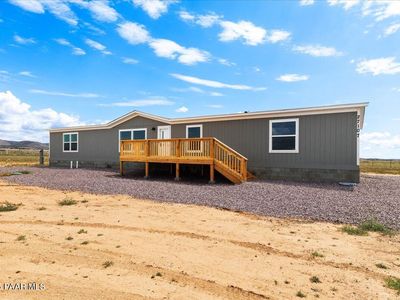 27107 N Bolt Dr