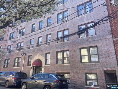 527 34th St #29