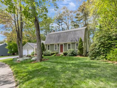 Property at 5 Juniper Dr, Mansfield, MA