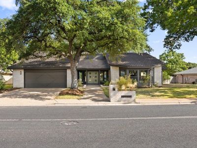 10707 Pinehurst Dr