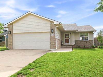 1726 N Basswood Ct