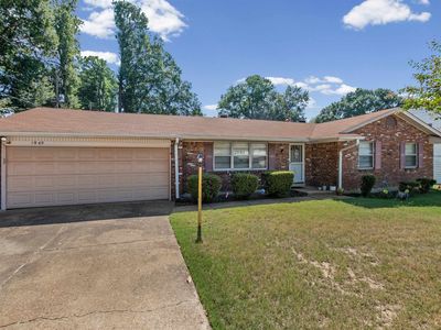 1949 Danberry Ave