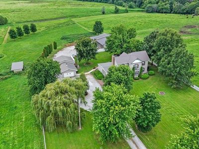 Property at 7030 Mansion Rd, Chatham, IL