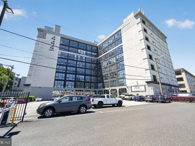 444 N 4th St #202