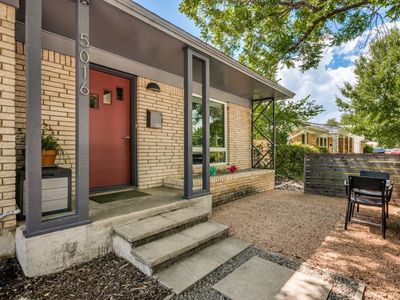 5016 Cockrell Ave