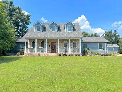 318 Lauren Ln