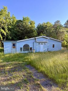 Property at 19980 Courtneyville Rd, Park Hall, MD