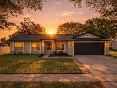 15941 Greater Groves Blvd
