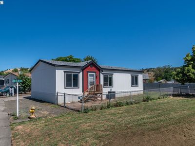 Property at 105 NW Stephanie Ct, Winston, OR