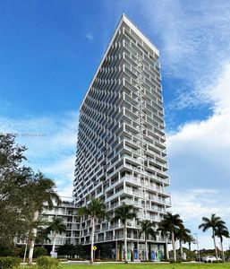 2000 Metropica Way #1207