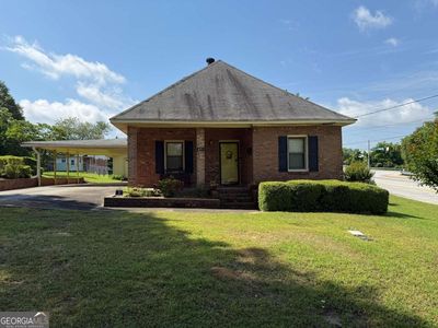 871 Malcom St SE