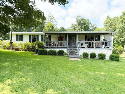 156 Montego Bay Rd NW