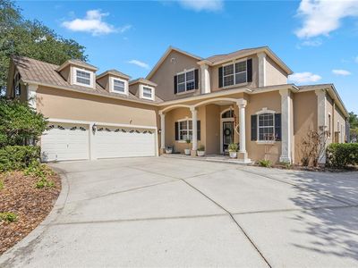 9527 Queensbury Ct