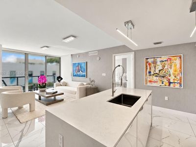 9521 E Bay Harbor Dr #601