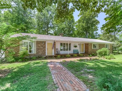 120 Cash Ave