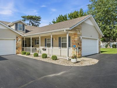 2267 Whispering Oaks Ct