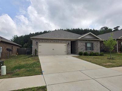 230 Ashland Dr SW