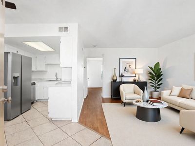 4240 Menlo Ave Unit 19