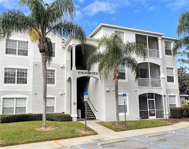 2302 BUTTERFLY PALM WAY #301