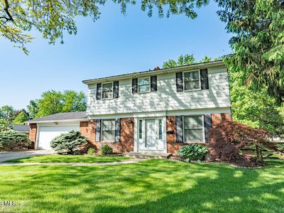 2012 Belvedere Dr
