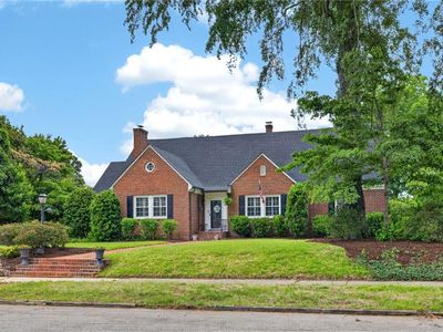 500 W Riverview Dr