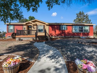 4900 NW Homestead Way