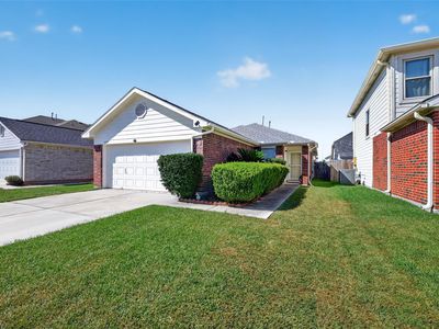 11719 Fossil Rock Ln