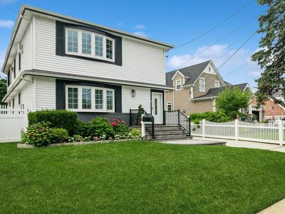 340 N Michigan Avenue