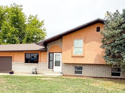800 Buttercup Ln