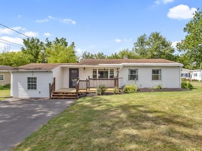 8271 Hamilton Dr