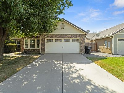4039 W Buena Vista Avenue