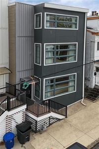 715 52nd St