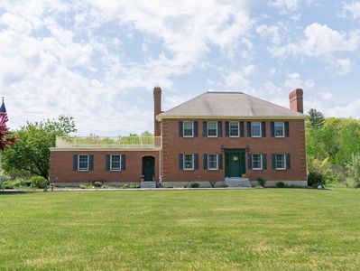 147 Oakham Rd