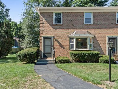 137 Point Of Woods Drive
