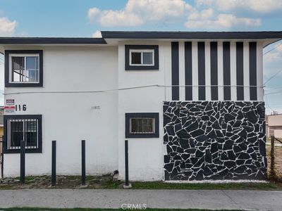 116 E Alondra Blvd