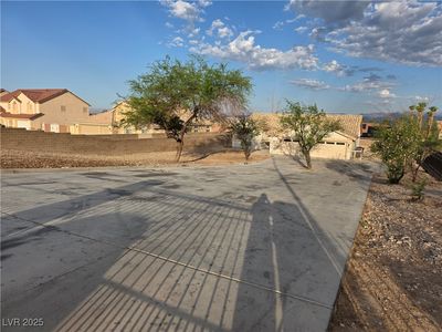 1345 N Hollywood Blvd