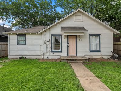 714 Hines Ave