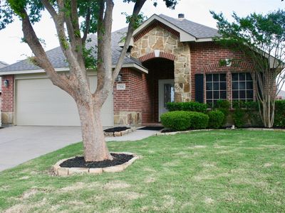 704 Windflower Dr